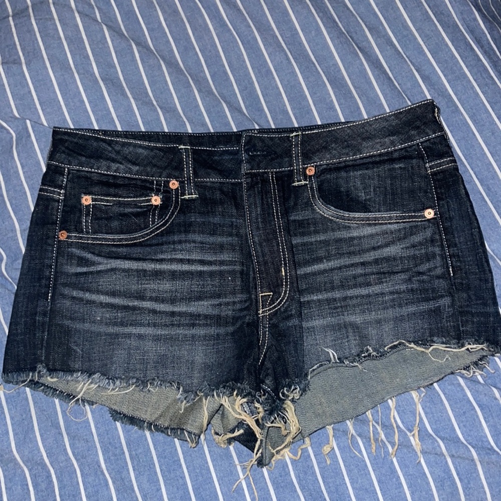 American Eagle 🦅 woman’s cutoff jean shorties